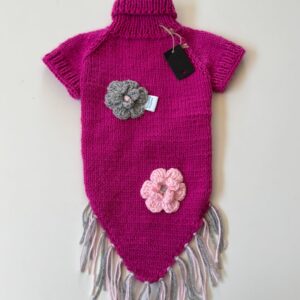 Chaleco Fucsia con Flecos y Flor Gris M-L